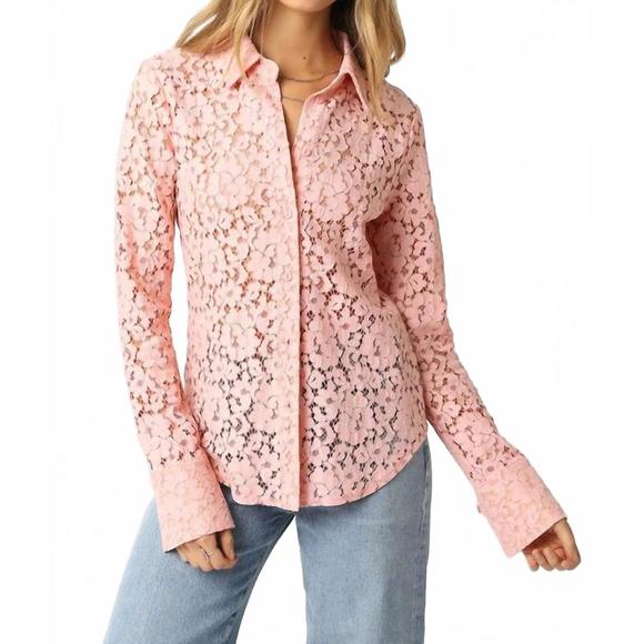 OLIVACEOUS Tops - NEW OLIVACEOUS celine lace blouse in blush